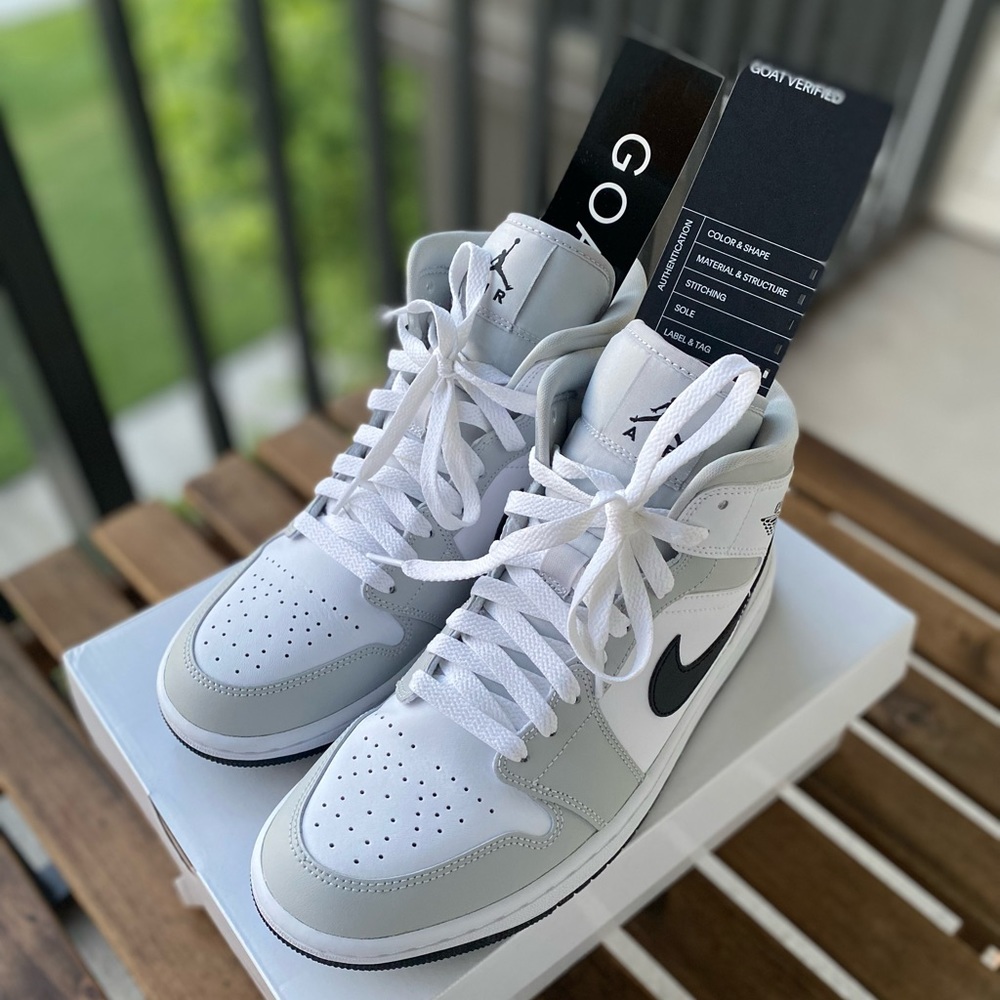 Womens Jordan 1 Mid Grey Fog